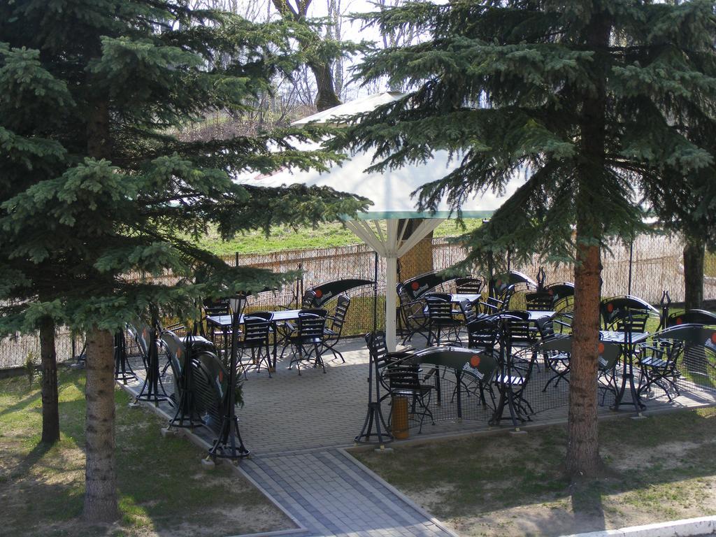 Hotel Gambit I Restauracja Cieszyn Cieszyn  Exterior foto